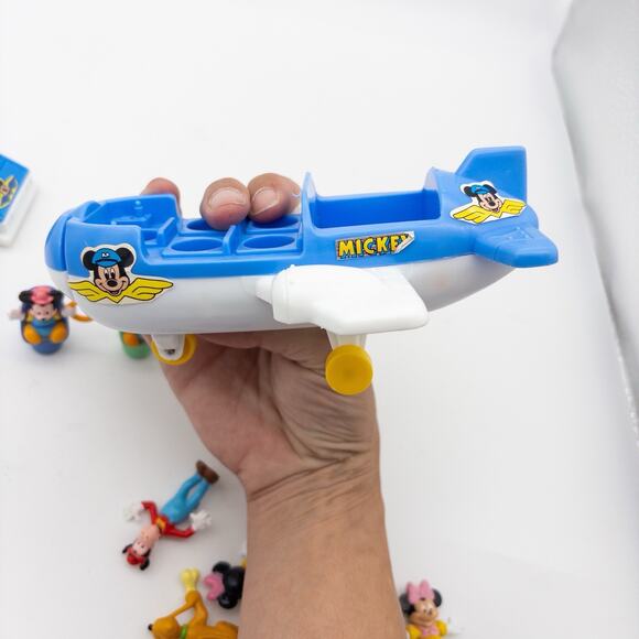 VTG 1987 Arco Disney Mickey’s Airport Airplane With Lot Of 10 Figures + Car - Picture 11 of 15